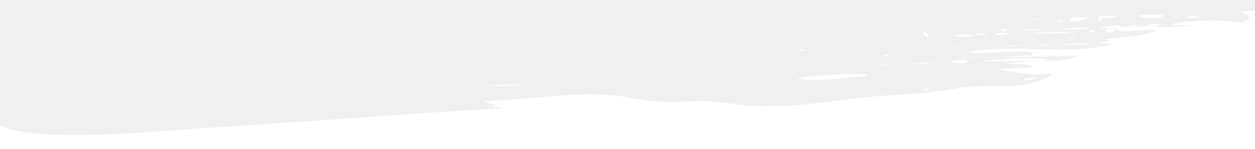 Pinselstrich_Unten_Hellgrau